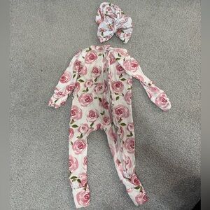 Bamboo footie pj with knot hat for baby
